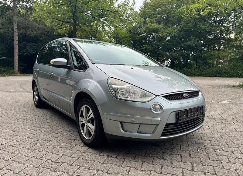 Grau Gebraucht 2008 Ford S-MAX S Van / Kleinbus | 3.900 € (Fairer Preis) - Bild 1/4