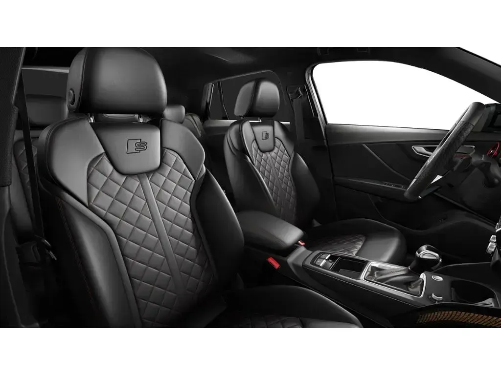 Gebraucht Audi Q2 S-Line 150 PS (110 kW) 2024 Mythosschwarz metallic SUV