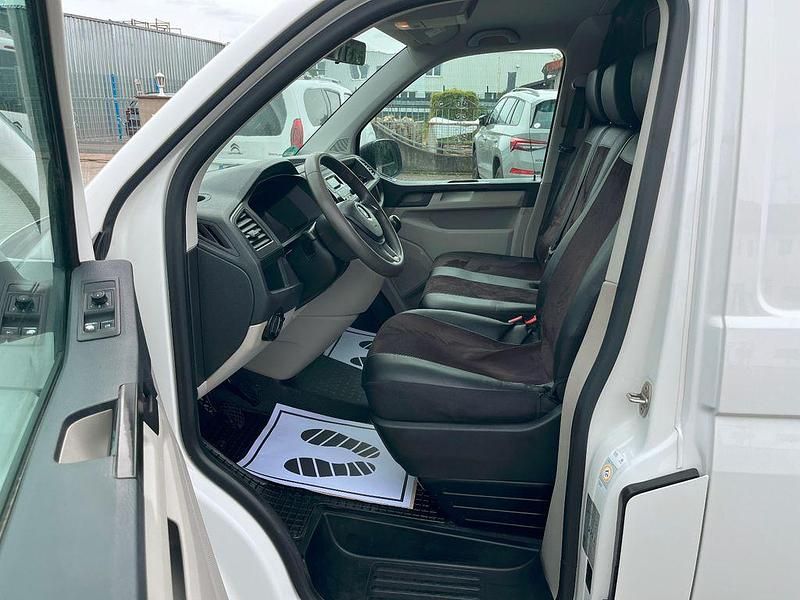 Second-hand VW Transporter 102 CP (75 kW) 2019 Alb Van