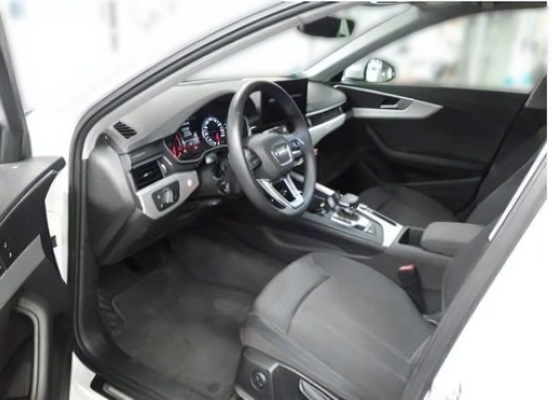 Gebraucht Audi A4 Allroad Ambiente 204 PS (150 kW) 2023 Weiß Kombi