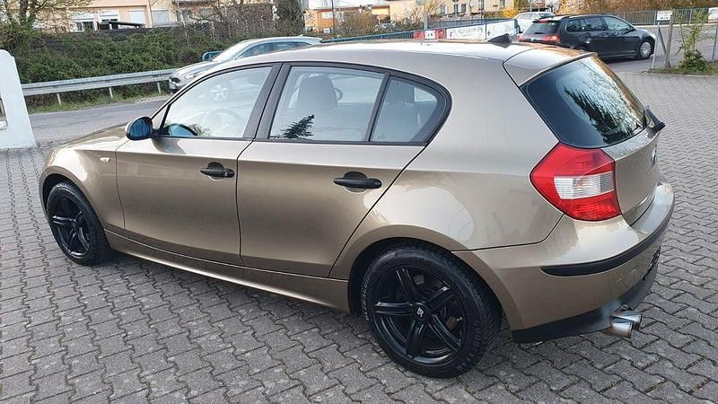 Gebraucht BMW 116 Performance 116 PS (85 kW) 2006 Gold Kleinwagen