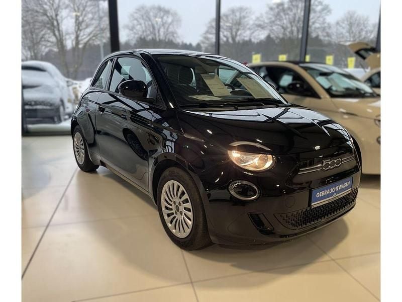 Usata Fiat 500e Action 69 kW (95 CV) 2023 Nero Utilitaria