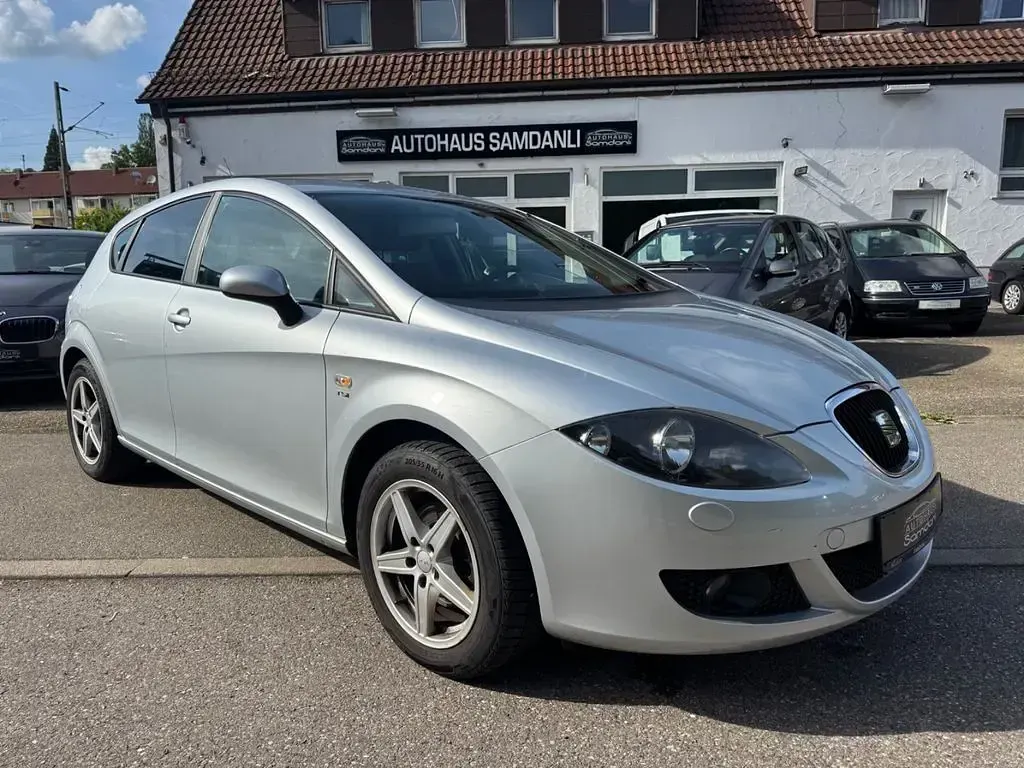 Gebraucht Seat Leon Comfort 125 PS (91 kW) 2008 Grau Kleinwagen