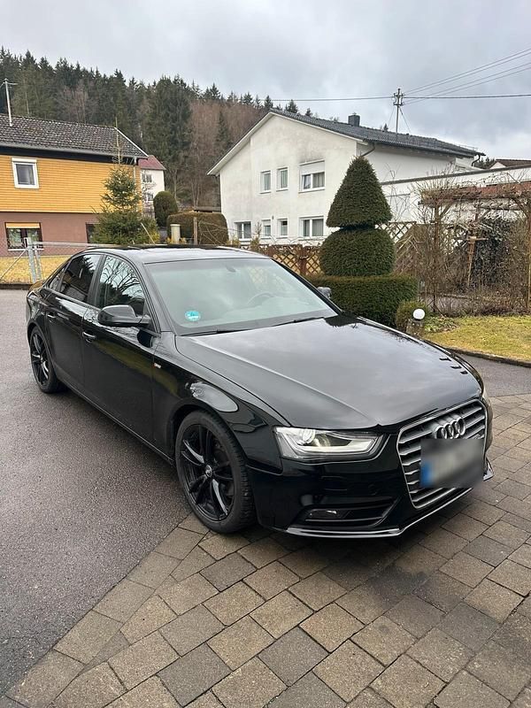 Gebraucht Audi A4 S-Line 143 PS (105 kW) 2013 Schwarz Limousine