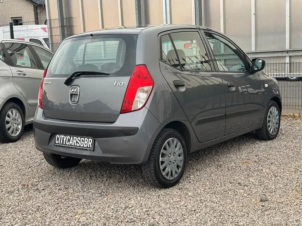 Gebraucht Hyundai i10 Edition+ 67 PS (49 kW) 2009 Grau Kleinwagen