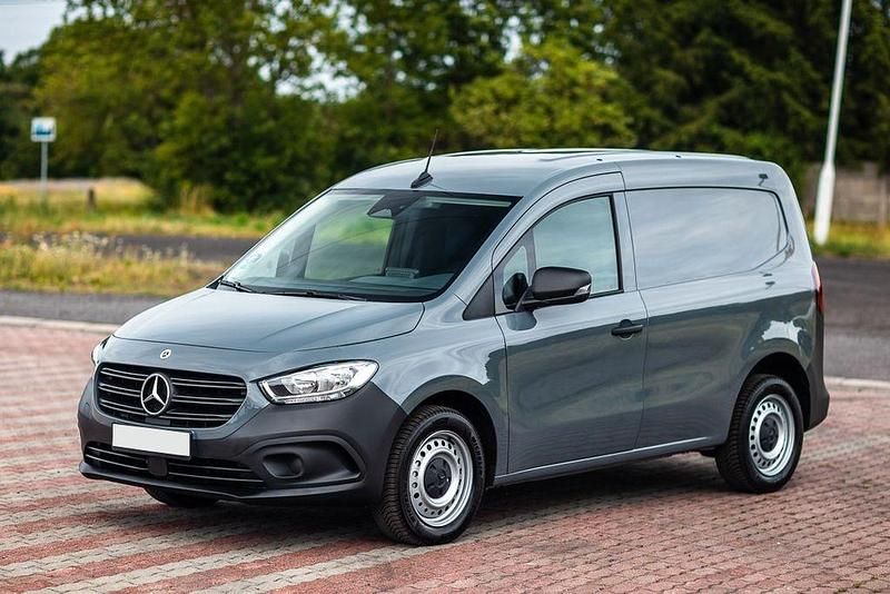 Grau Gebraucht 2025 Mercedes Citan 110 Van / Kleinbus | 23.499 € (Fairer Preis) - Bild 1/4