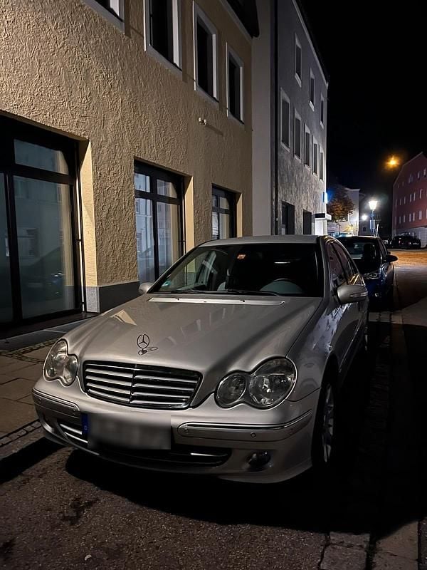 Gebraucht Mercedes C230 192 PS (141 kW) 2004 Grau Limousine