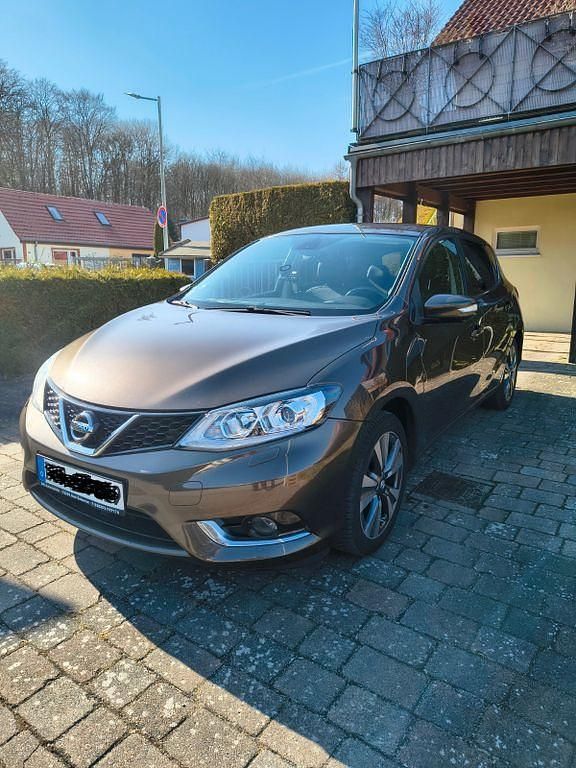 Gebraucht Nissan Pulsar Tekna 116 PS (85 kW) 2015 Braun Kleinwagen