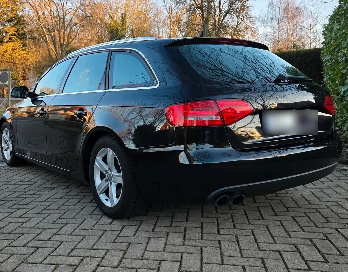 Gebraucht Audi A4 S-Line 169 PS (124 kW) 2010 Schwarz Kombi