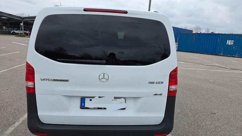 Gebraucht Mercedes Vito 163 PS (119 kW) 2019 Weiß Van