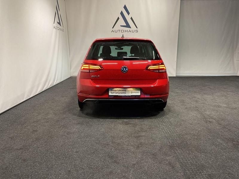 Gebraucht VW Golf VII 150 PS (110 kW) 2018 Rot Limousine