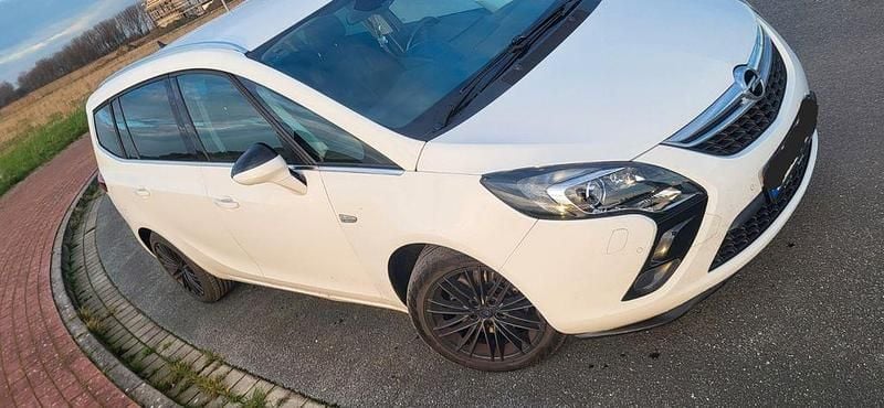 Gebraucht Opel Zafira Tourer Edition 165 PS (121 kW) 2014 Weiß Van / Kleinbus