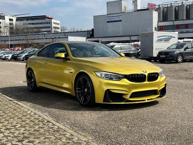 Gebraucht BMW M4 M Performance 431 PS (317 kW) 2016 Gelb Coupé