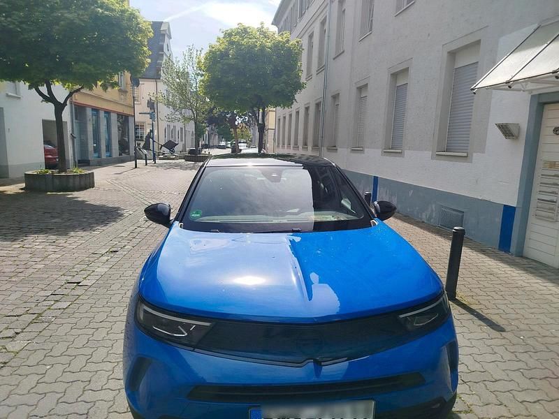 Second-hand Opel Mokka 130 CP (95 kW) 2021 Albastru SUV