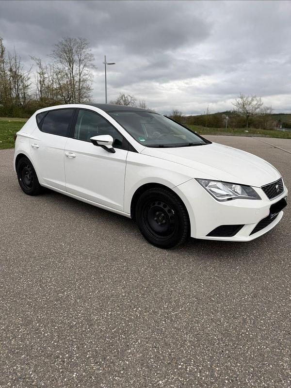 Second-hand Seat Leon Reference 110 CP (80 kW) 2014 Alb Berlinǎ