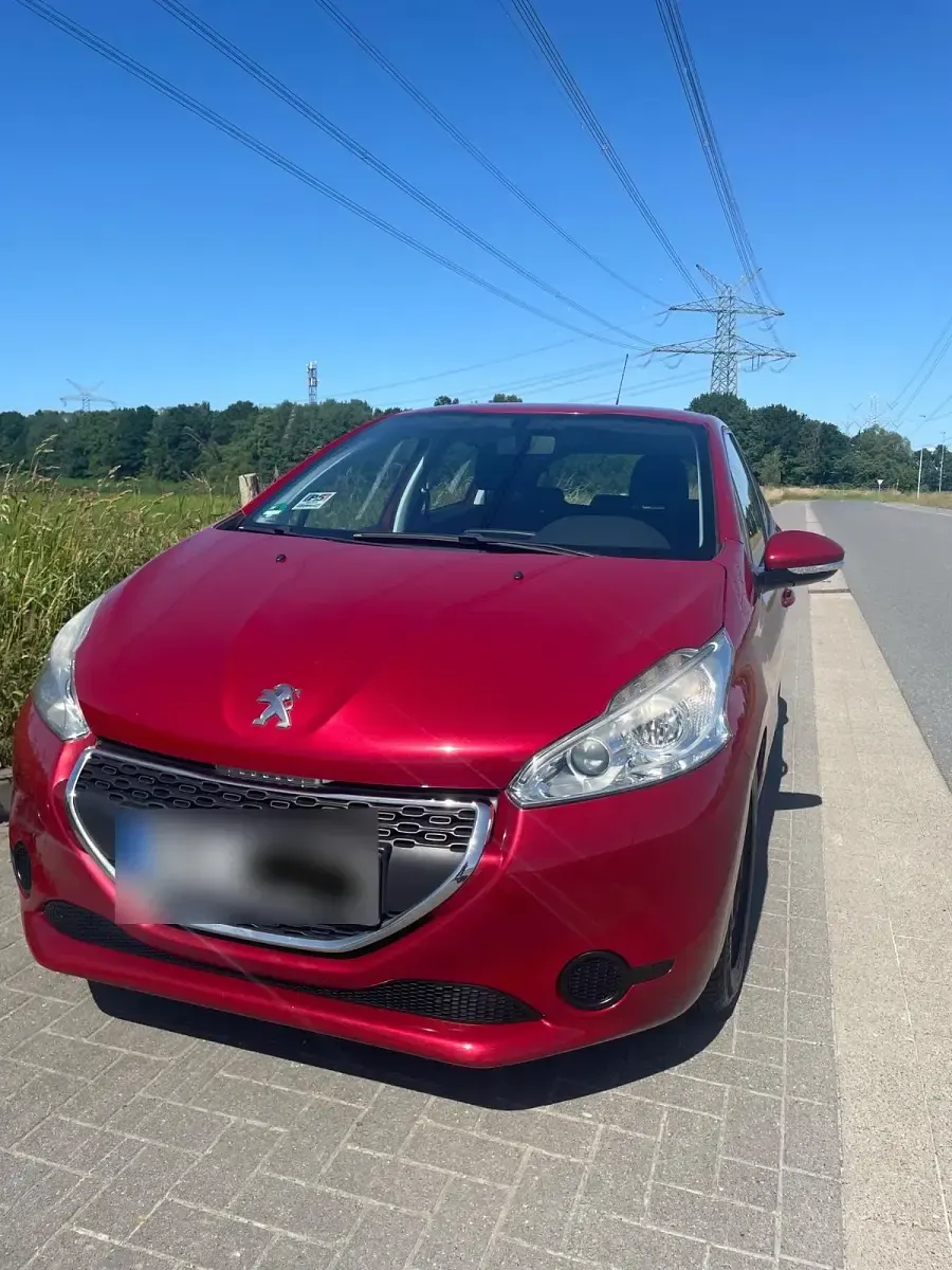 Gebraucht Peugeot 208 90 PS (66 kW) 2012 Rot Kleinwagen