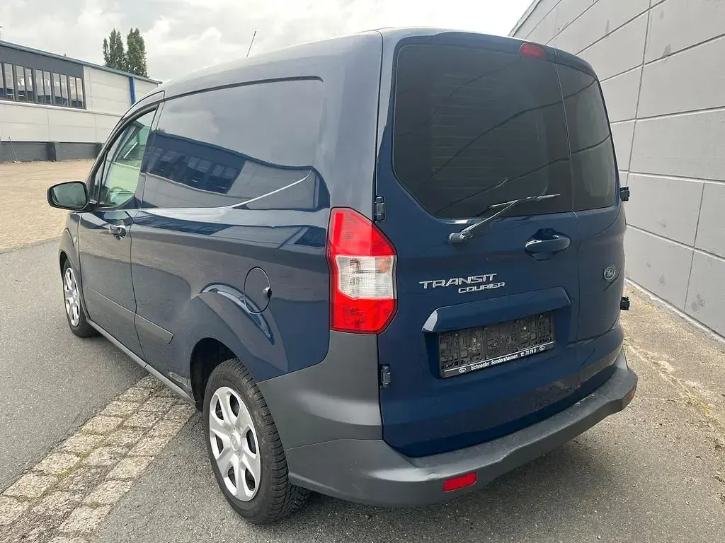 Gebraucht Ford Transit Trend 95 PS (69 kW) 2017 Blau Van / Kleinbus