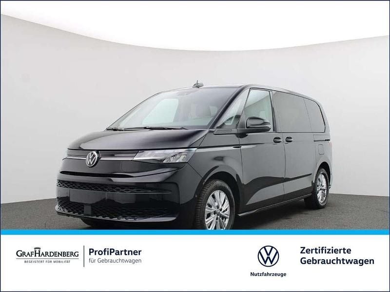 Deep black perleffekt Gebraucht 2024 VW T7 Life Van | 51.880 € (Superpreis) - Bild 1/4