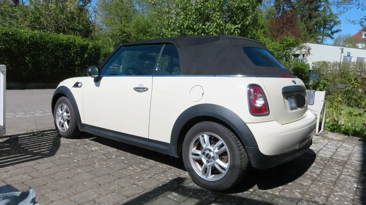 Second-hand Mini One Cabriolet 98 CP (72 kW) 2013 Bej Cabrio