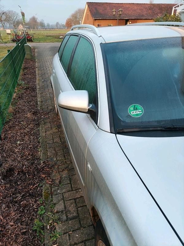 Gebraucht Audi A4 130 PS (95 kW) 2004 Silber Kombi