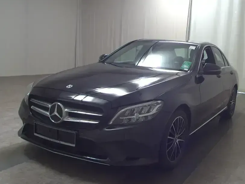 Gebraucht Mercedes C300 Avantgarde 272 PS (200 kW) 2020 Schwarz Limousine