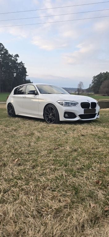 Weiß Gebraucht 2017 BMW 120 M Sport Kleinwagen | 15.000 € (Guter Preis) - Bild 1/4