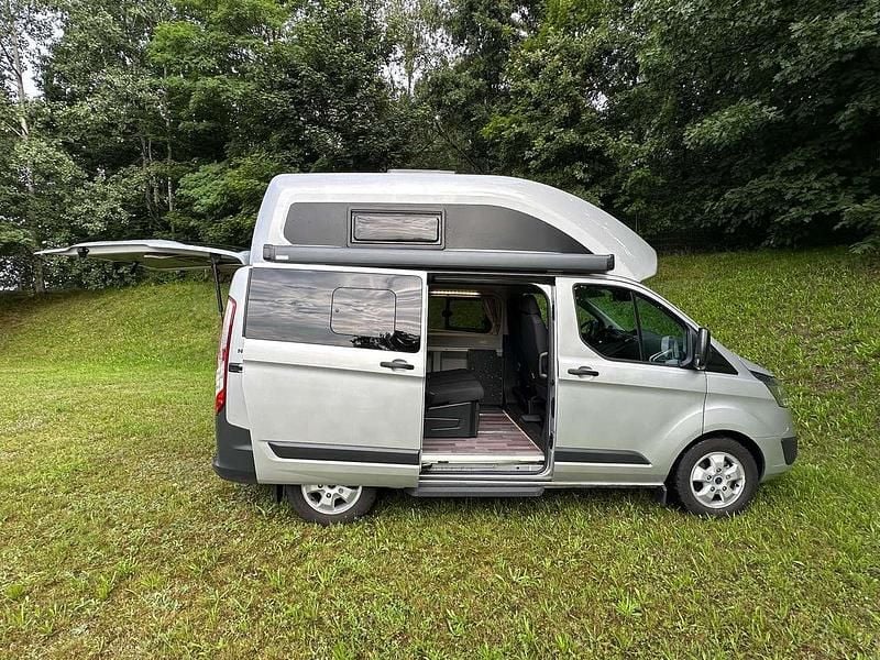 Gebraucht Ford Transit Custom Nugget 170 PS (125 kW) 2018 Silber Van