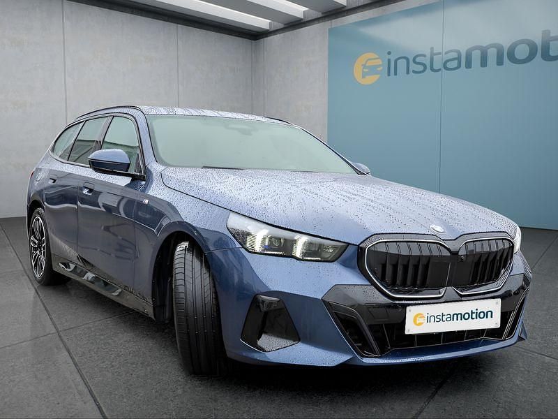 Gebraucht BMW 520 197 PS (144 kW) 2024 Blau Kombi