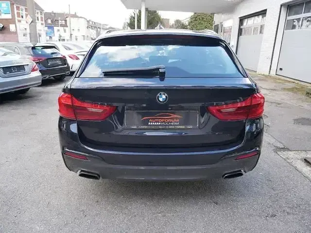 Gebraucht BMW 530 M Sport 252 PS (185 kW) 2018 Schwarz Limousine