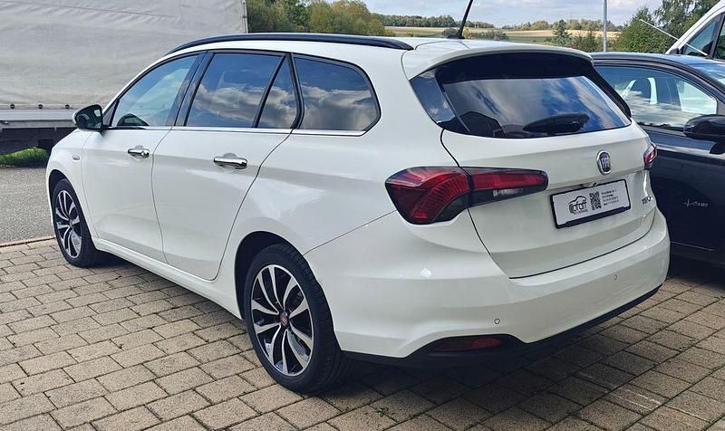 Gebraucht Fiat Tipo 120 PS (88 kW) 2019 Weiß Kombi