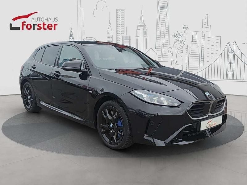 Gebraucht BMW 135 300 PS (220 kW) 2024 Saphirschwarz Kleinwagen