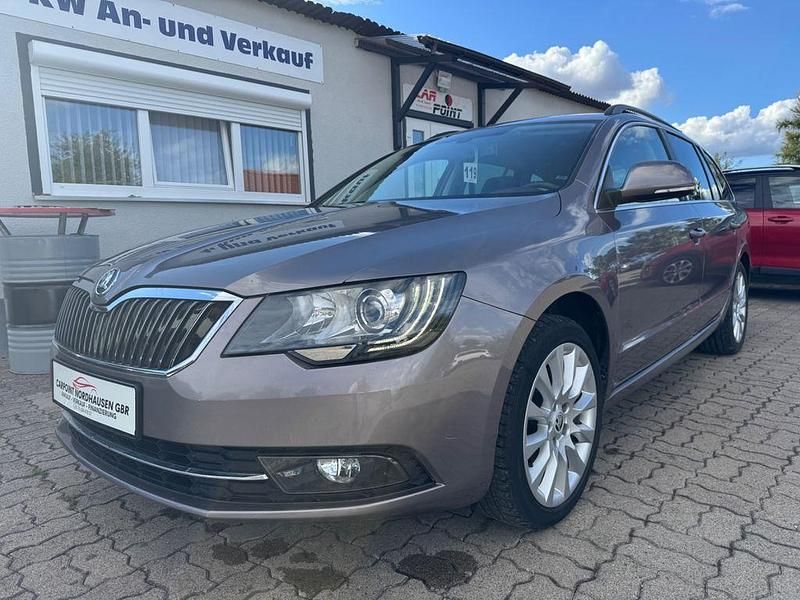 Violet Gebraucht 2013 Skoda Superb Exclusive Kombi | 8.399 € (Fairer Preis) - Bild 1/4