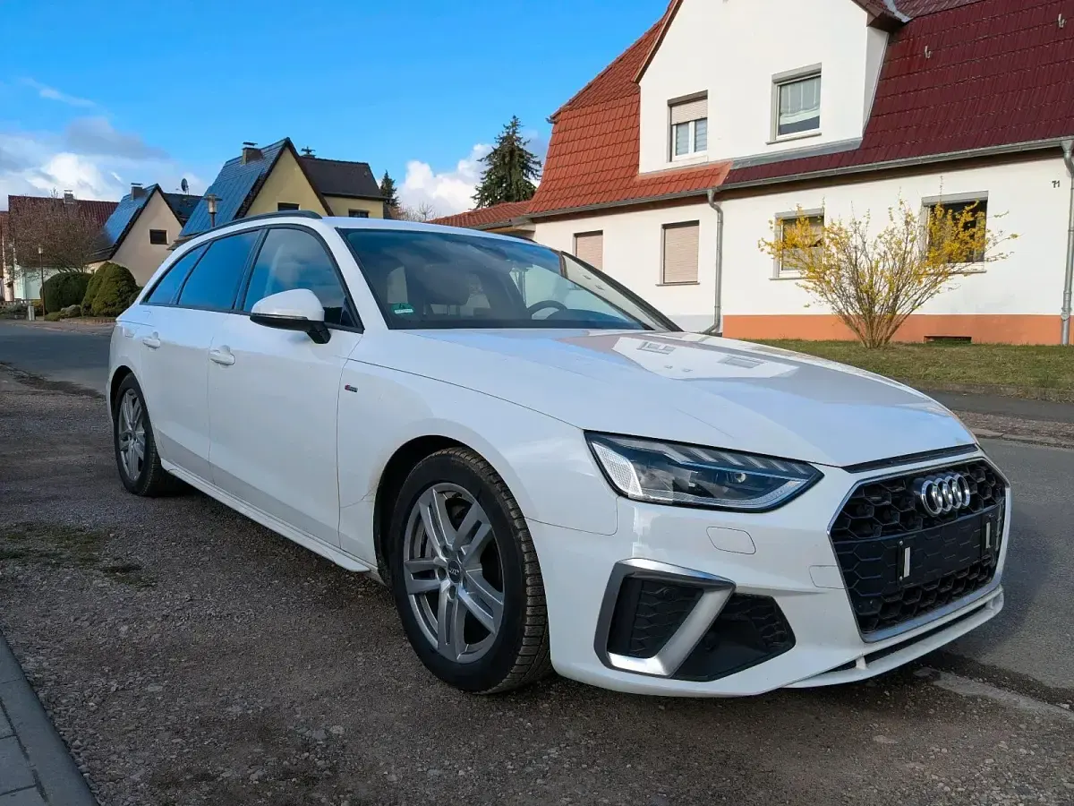 Gebraucht Audi A4 S-Line 190 PS (139 kW) 2019 Weiß Kombi