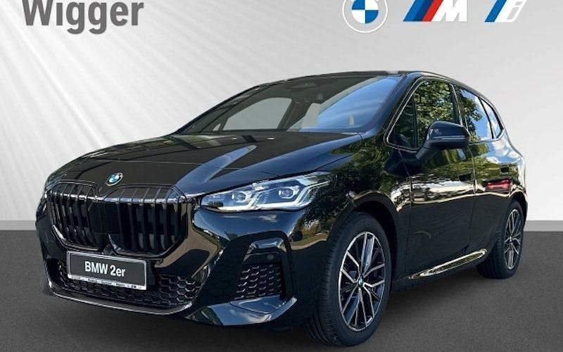 Schwarz Gebraucht 2024 BMW 218 Luxury Line Kombi | 42.900 € - Bild 1/4