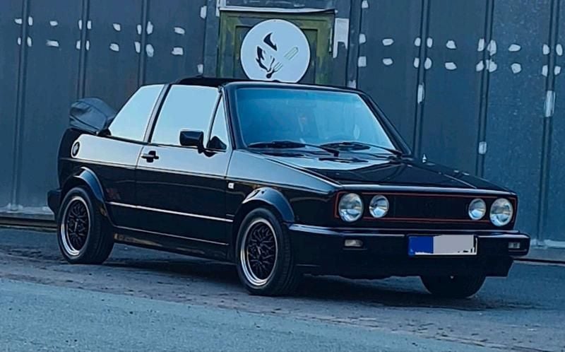 Schwarz Gebraucht 1992 VW Golf Cabriolet Sportline Cabrio | 12.500 € - Bild 1/4