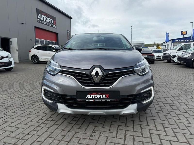 Używany Renault Captur Collection 150 KM (110 kW) 2019 Czarny SUV