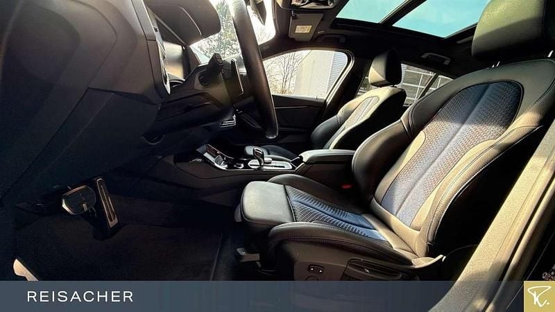 Gebraucht BMW 135 306 PS (225 kW) 2023 Saphirschwarz metallic Kleinwagen