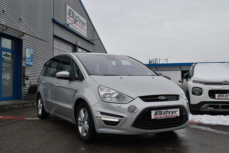 Gebraucht Ford S-MAX Titanium 200 PS (147 kW) 2012 Silber Van / Kleinbus