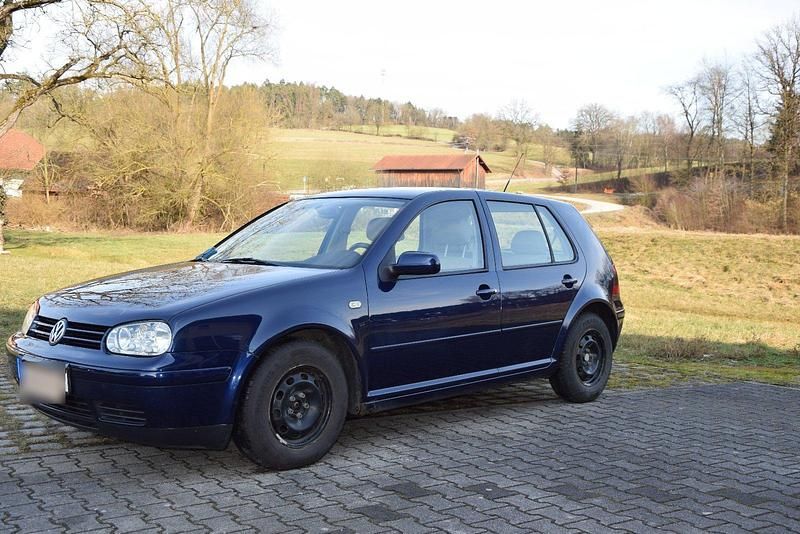 Gebraucht VW Golf III 100 PS (73 kW) 1999 Blau Limousine