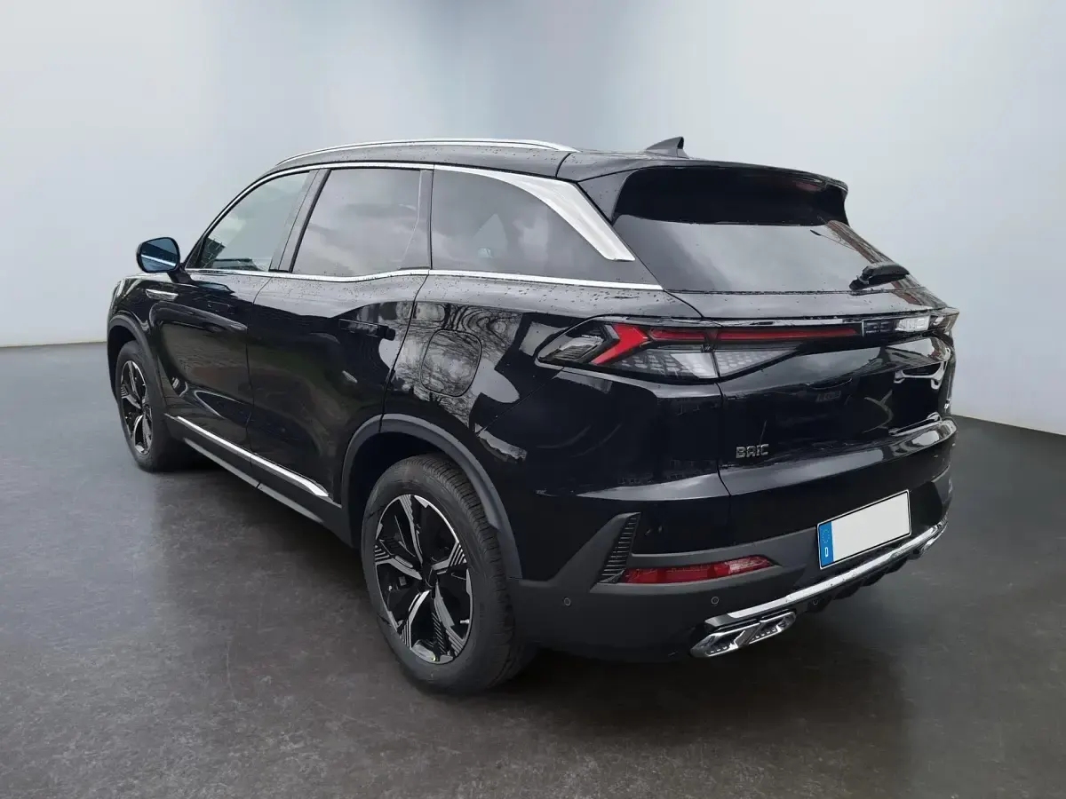 Ny Baic X75 177 HK (130 kW) 2026 Sort SUV