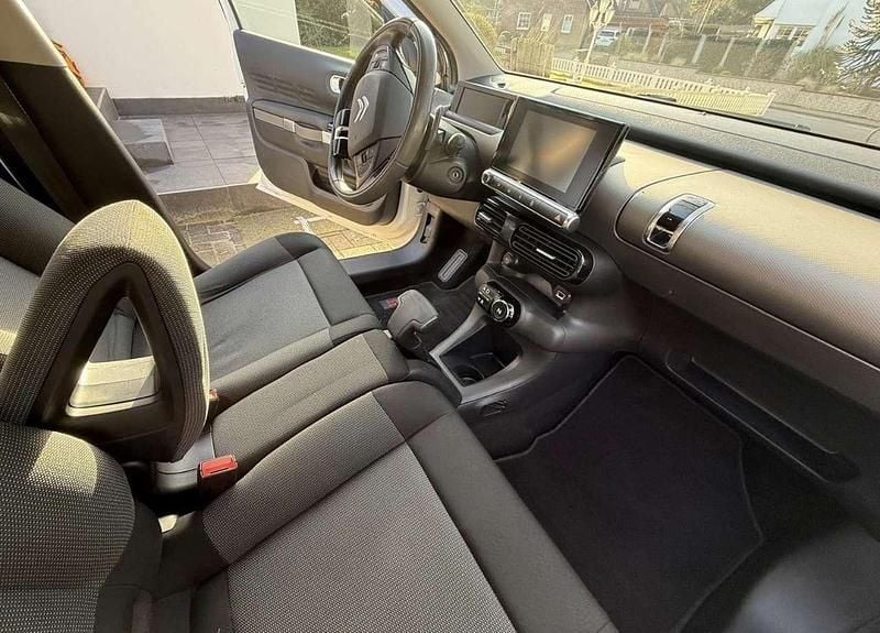 Gebraucht Citroën C4 Feel 82 PS (60 kW) 2016 Weiß SUV