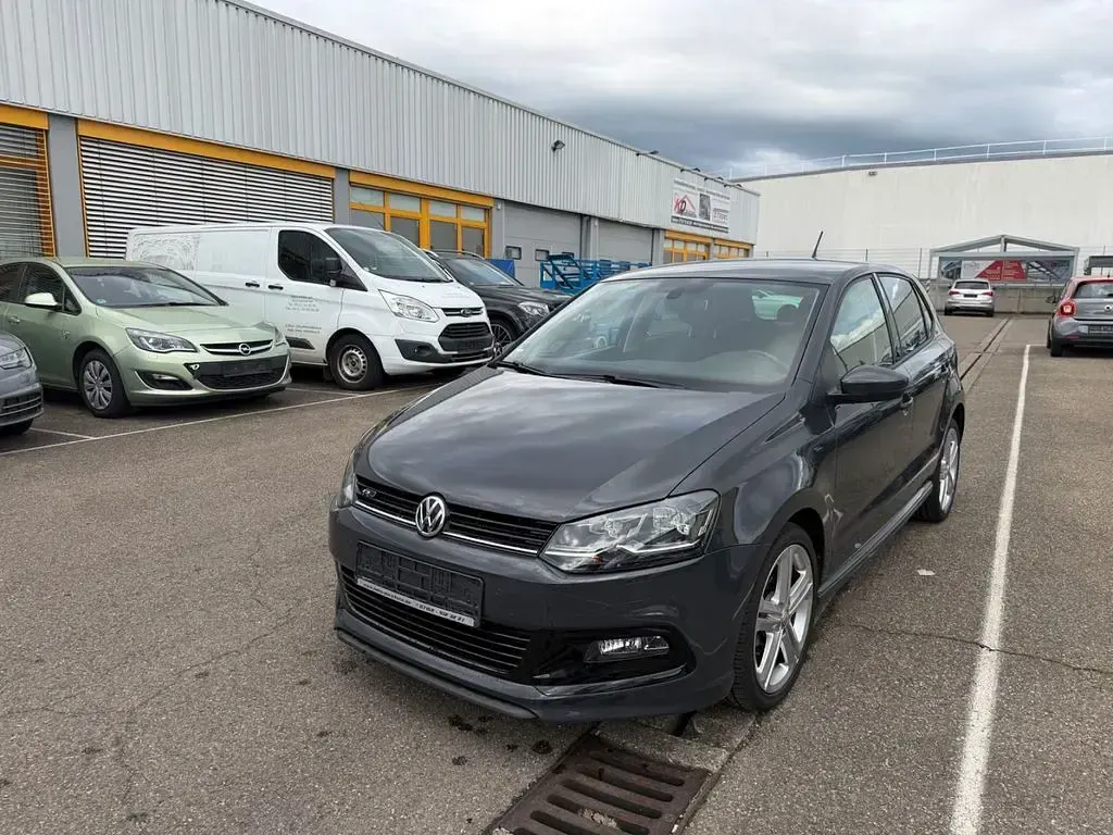 Gebraucht VW Polo Sound 90 PS (66 kW) 2017 Grau Limousine