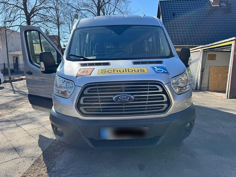 Second-hand Ford Transit 170 CP (125 kW) 2018 Argintiu Break