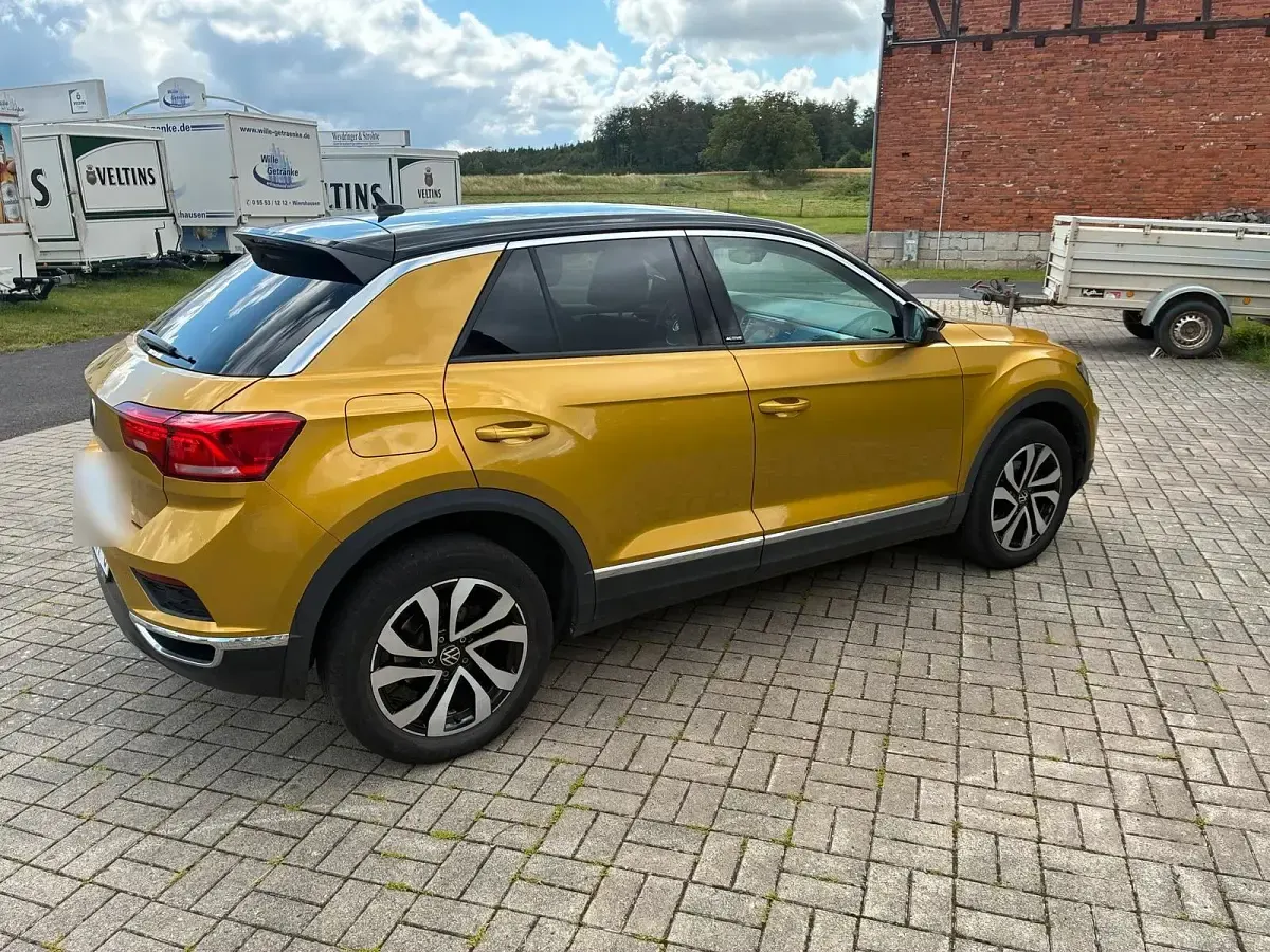 Gebraucht VW T-Roc Active 150 PS (110 kW) 2021 Gold SUV