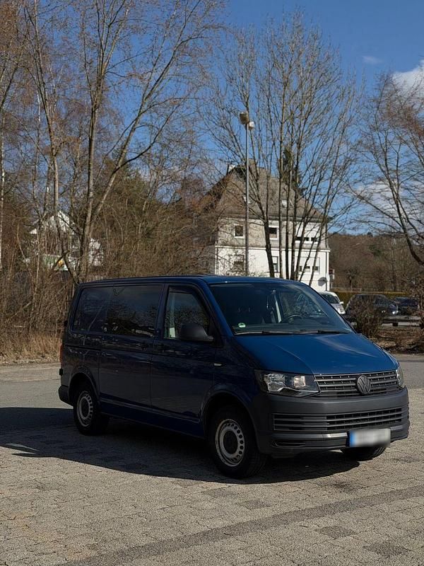 Gebraucht VW Transporter 102 PS (75 kW) 2015 Blau Van