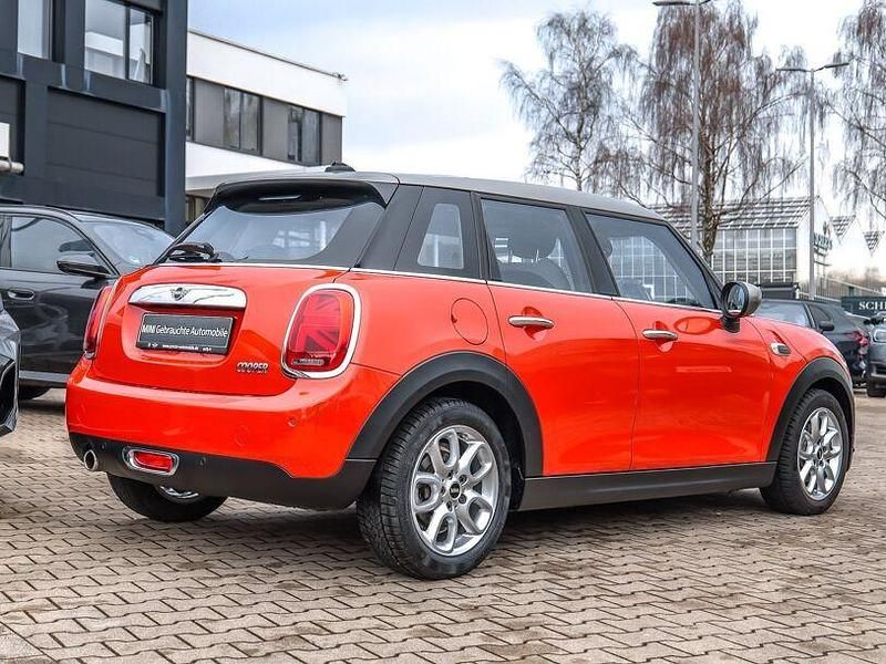 Gebraucht Mini Cooper 136 PS (100 kW) 2021 Orange Kleinwagen