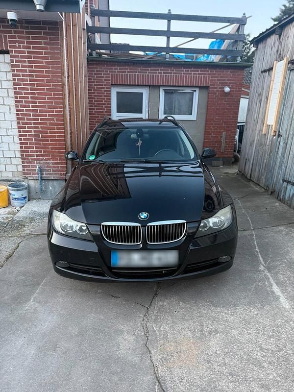 Usata BMW 325 218 CV (160 kW) 2007 Nero Station wagon
