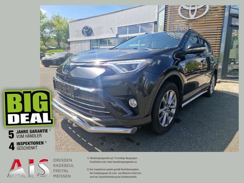 Mysticschwarz mica (metallic) Gebraucht 2016 Toyota RAV4 Hybrid Executive SUV | 18.640 € (Guter Preis) - Bild 1/2