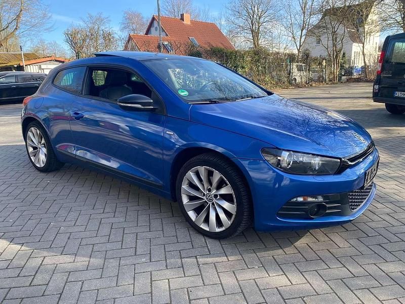 Gebraucht VW Scirocco Match 122 PS (89 kW) 2012 Rising blue metallic Coupé