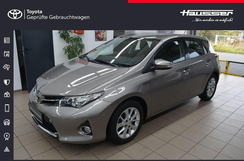 Avantgardebronze metallic Gebraucht 2014 Toyota Auris Edition Limousine | 10.840 € (Fairer Preis) - Bild 1/4